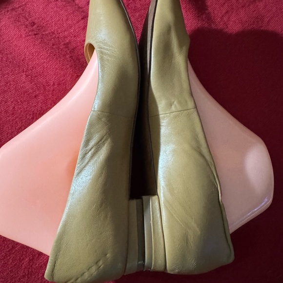 Vionic flats - Picture 5 of 8